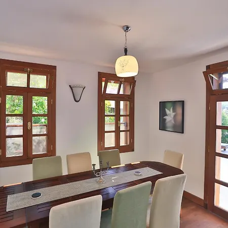 Isinda, Town Centre * Kaş