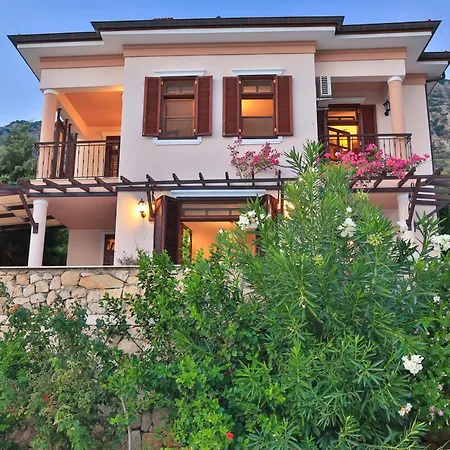 Isinda, Town Centre Willa