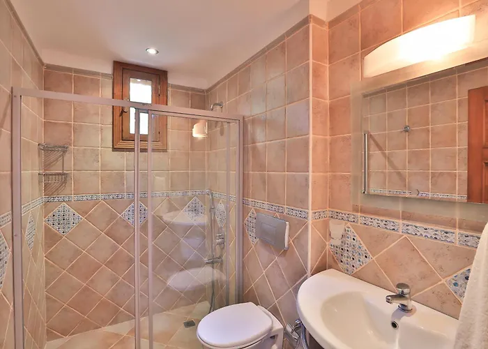 Isinda, Town Centre Willa Kaş