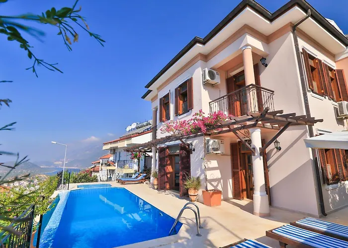 Isinda, Town Centre *