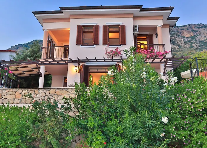 Isinda, Town Centre Willa