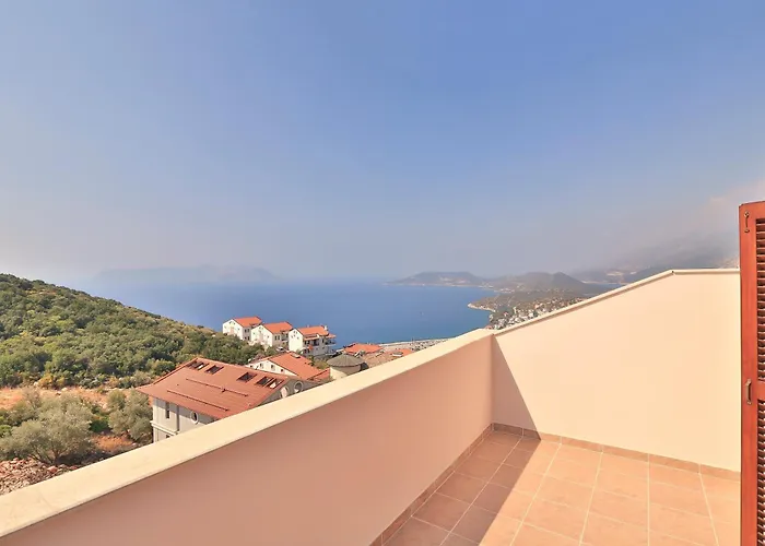 Isinda, Town Centre * Kaş